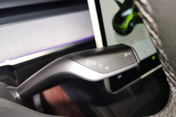 Used Tesla Model Y 2024 Rear-Wheel-Drive Version