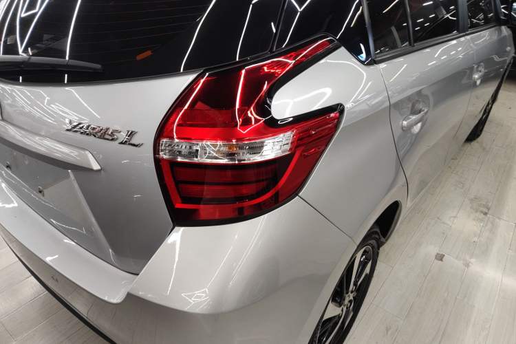 Used Toyota YARiS L 2016 Revised 1.5E CVT Charming Edition
