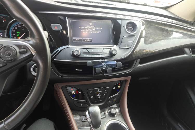 Used Buick Envision 2016 20T Two-Wheel-Drive Elite Model
