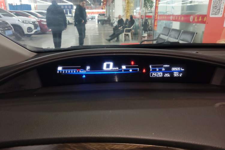 Used Honda Jade 2017 1.8L automatic Comfort version 5 seats