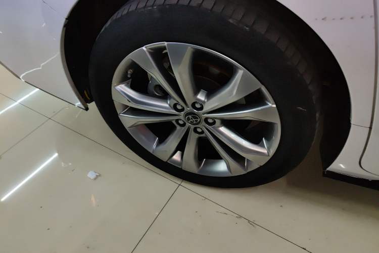 Used Toyota Sienna 2023 2.5L Hybrid Ultimate Edition