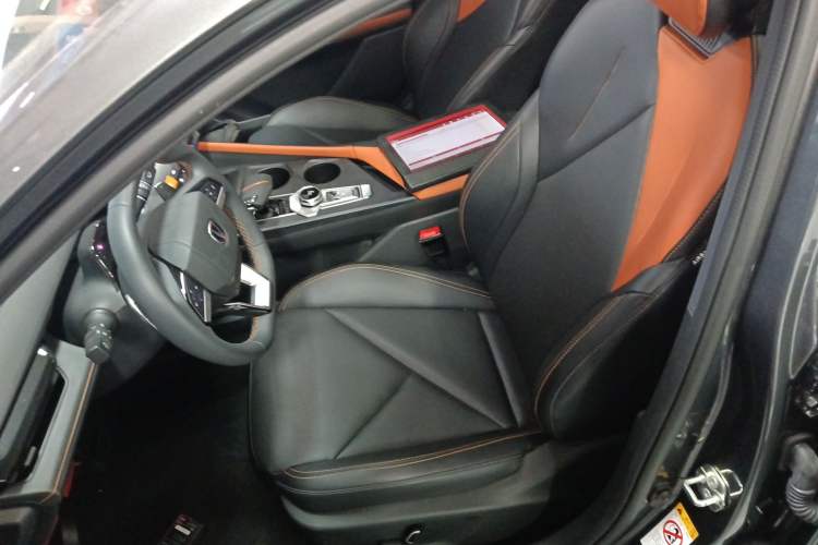 Used Changan UNI-V 2022 1.5T Prestige Version
