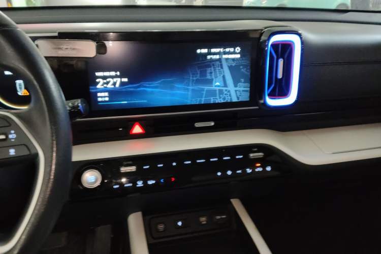 Used Hyundai ix35 2023 Musso 2.0L Flagship Edition TOP
