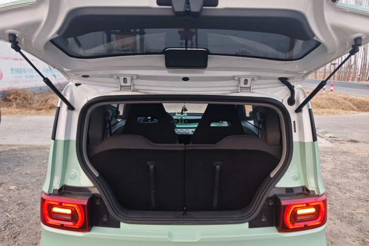 Used Wuling Hongguang MINIEV 2022 Macaron Fashion Model Lithium Iron Phosphate
