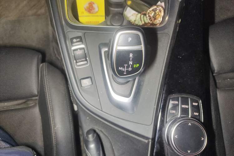 TDK.VehicleDetails.img