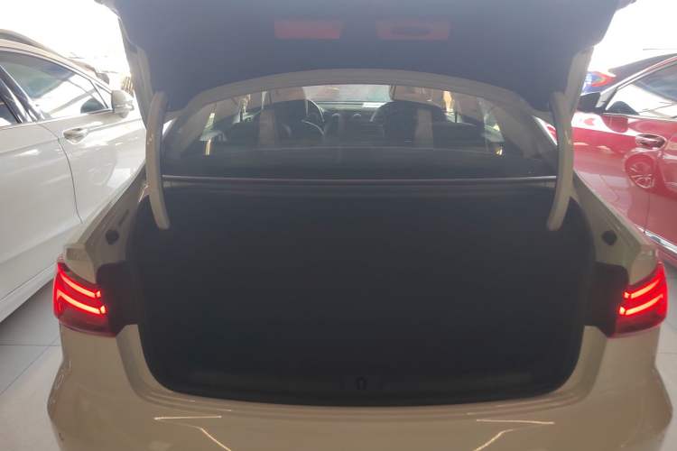 Used Audi A3 2019 Limousine 35 TFSI Ambition China V
