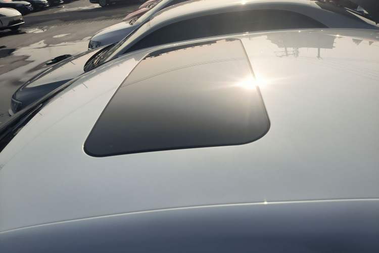 Used Citroen C4 Sega 2018 1.6L Manual Luxury Model
