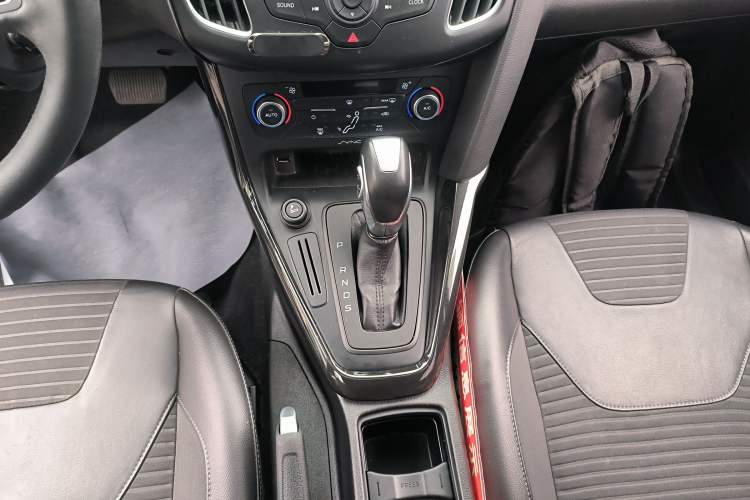 Used Ford Focus 2015 Sedan 1.6L Automatic Trend Model