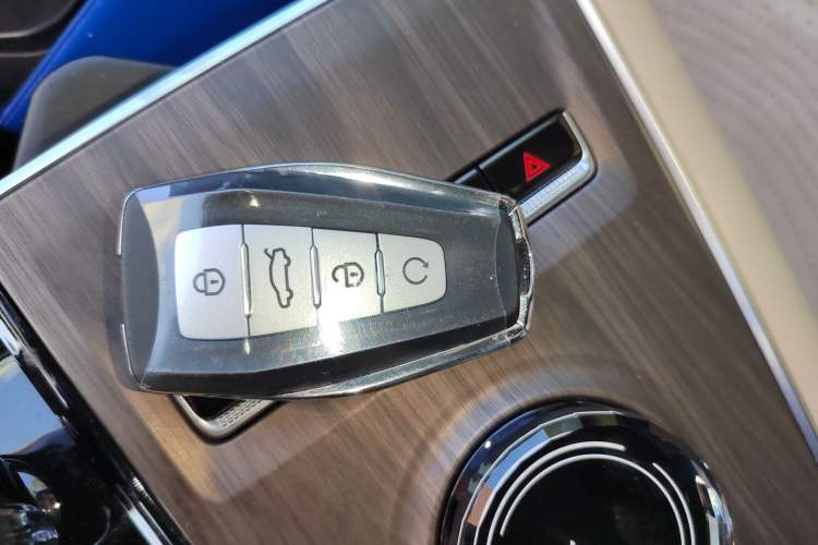 Used Geely Auto Monjaro L 2025 Dongfang Yao 2.0TD Automatic All-Wheel-Drive Wangyue Edition
