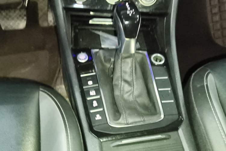 Used Volkswagen Sagitar 2022 280TSI DSG Flyover Edition