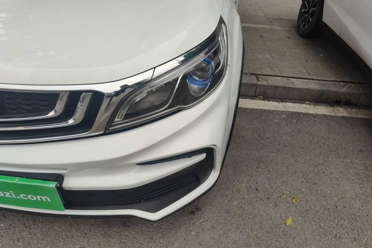 Used Geely Auto Vision X3 2019 Upgraded Model 1.5L Manual Elite Version