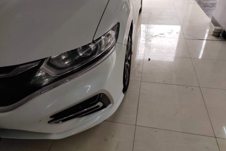 Used Honda Jade 2017 210TURBO CVT Fashion Edition 5-seater
