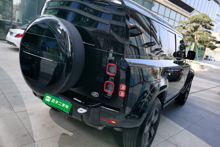 Used Land Rover Defender 2025 110 3.0T P400 – Dynamic HSE