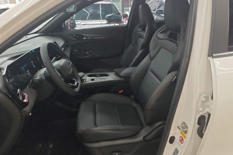 Used Oshan X5 PLUS 2023 1.5T DCT Navigation Edition
