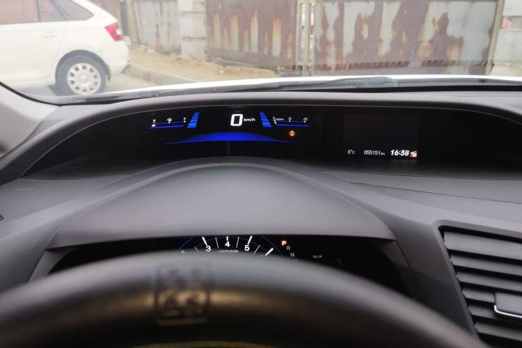 Used Honda Civic 2016 1.8L Automatic Comfort Version
