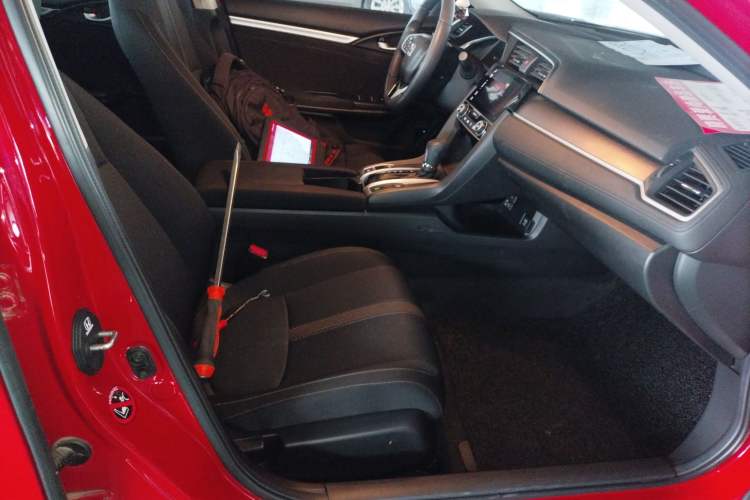 Used Honda Civic 2016 220TURBO CVT Luxury Edition
