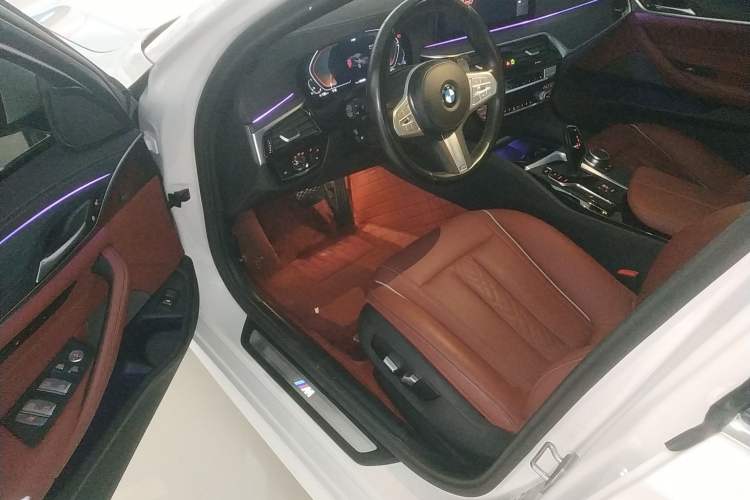 Used BMW 5 Series 2023 530Li Leading Model M Sport Package