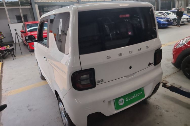 Used Geely Galaxy Panda 2024 Panda Mini 200km Endurance Bear
