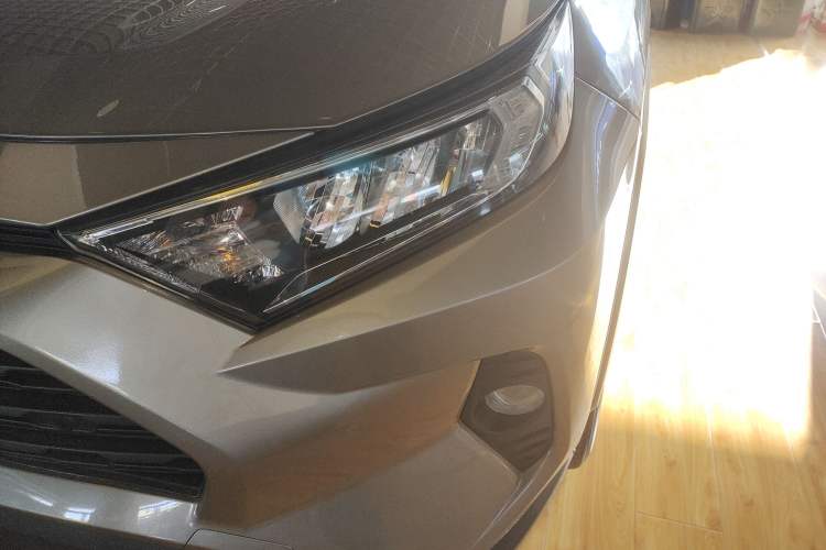 Used Toyota RAV4 2022 2.0L CVT Two-Wheel Drive Fashion Plus Edition
