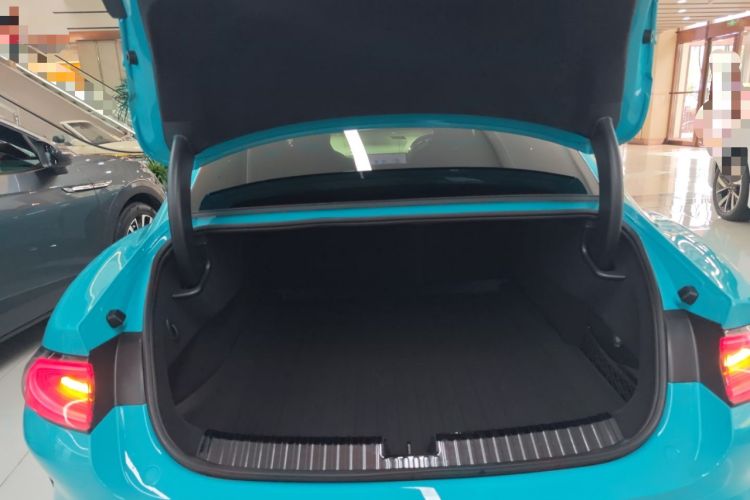 Used  SU7 2024 Rear-Drive Ultra-Long Range Advanced Pro-Level Intelligent Driving Version
