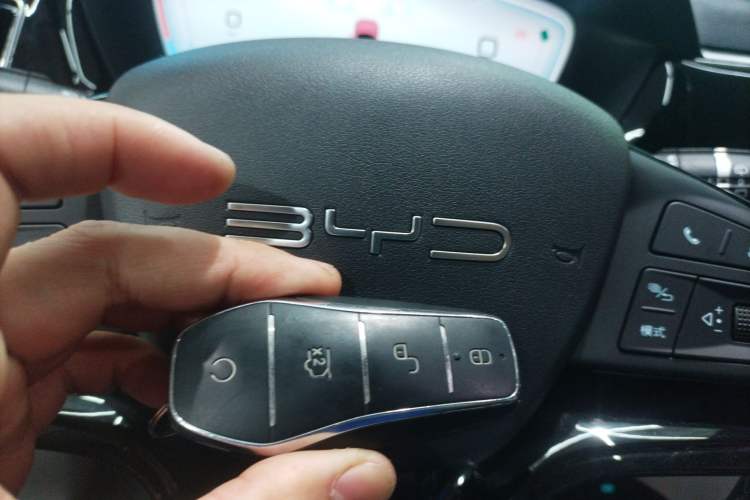 Used BYD Song PLUS New Energy 2024 Honor Edition EV 520km Premium Model
