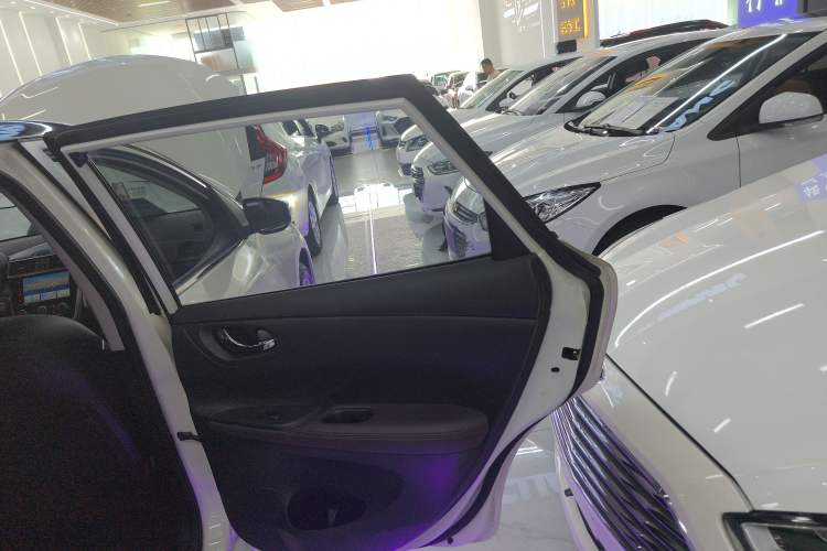 Used Nissan Tiida 2021 1.6L CVT Smart Drive Edition
