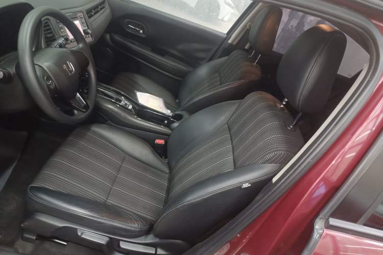 Used Honda Vezel 2015 1.8L CVT 2WD Elite Model
