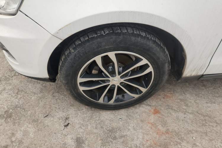 Used Zotye T600 2015 2.0T DCT Prestige Edition
