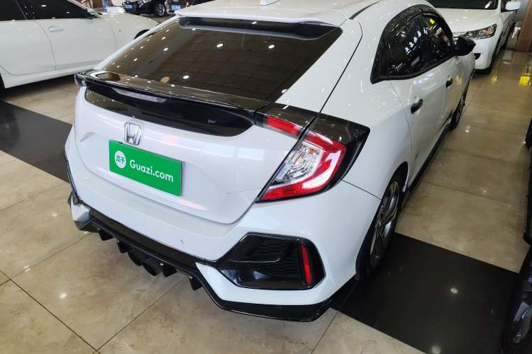 Used Honda Civic 2021 HATCHBACK 220TURBO CVT Trendy Cool Edition
