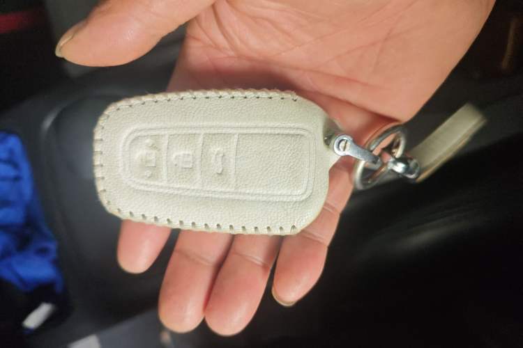 Used Toyota Corolla 2021 Dual-Motor 1.8L E-CVT Elite Edition
