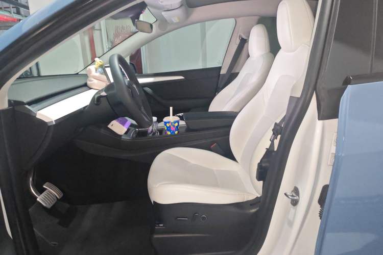 Used Tesla Model Y 2022 Performance High-Performance All-Wheel-Drive Version
