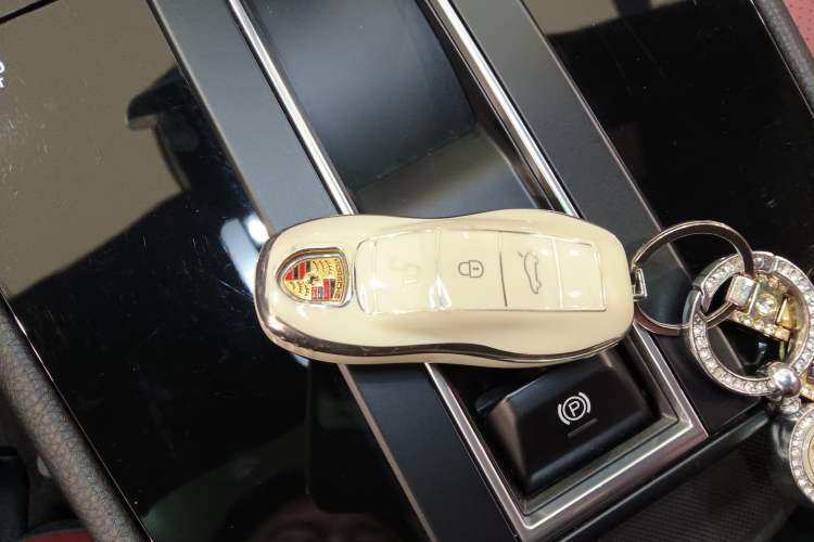 Used Porsche Macan 2023 Macan 2.0T
