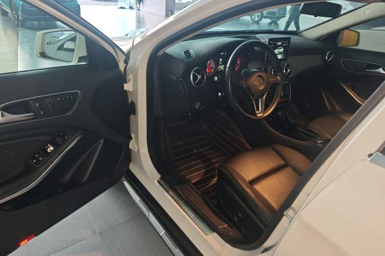 Used Mercedes-Benz GLA 2016 GLA 220 4MATIC Fashion Edition