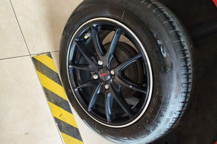 Used Toyota YARiS L 2016 Revised 1.5E CVT Charming Edition