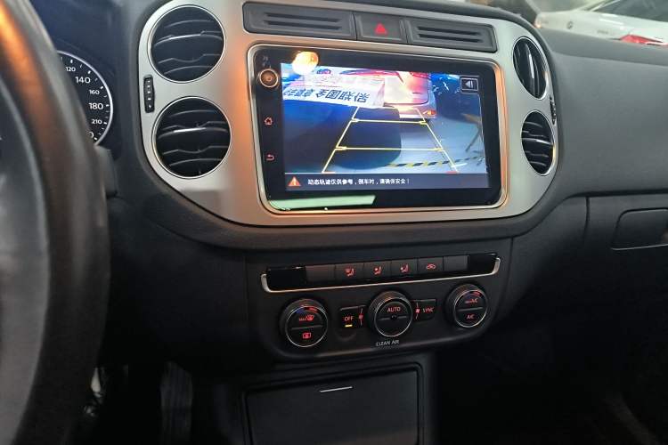 Used Volkswagen Tiguan 2016 280TSI Automatic Two-Wheel Drive Silk Road Comfort Edition