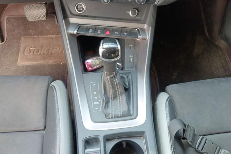 Used Audi Q3 2021 35 TFSI Fashion Dynamic Model
