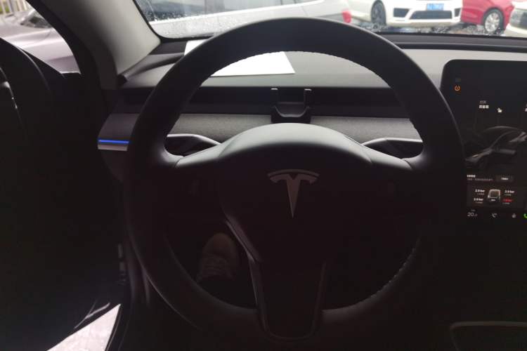 Used Tesla Model Y 2024 Rear-Wheel-Drive Version