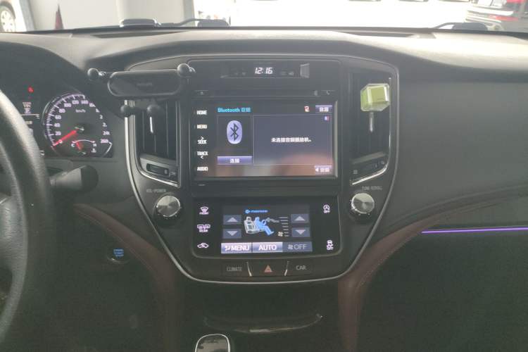 Used Toyota Crown 2017 2.0T Sport Edition
