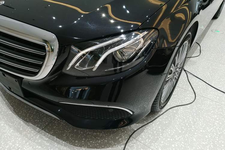 Used Mercedes-Benz E-Class 2019 Facelifted E 300 L Stylish Version
