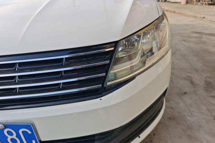 Used Volkswagen Lavida 2017 1.6L Automatic Fashion Edition
