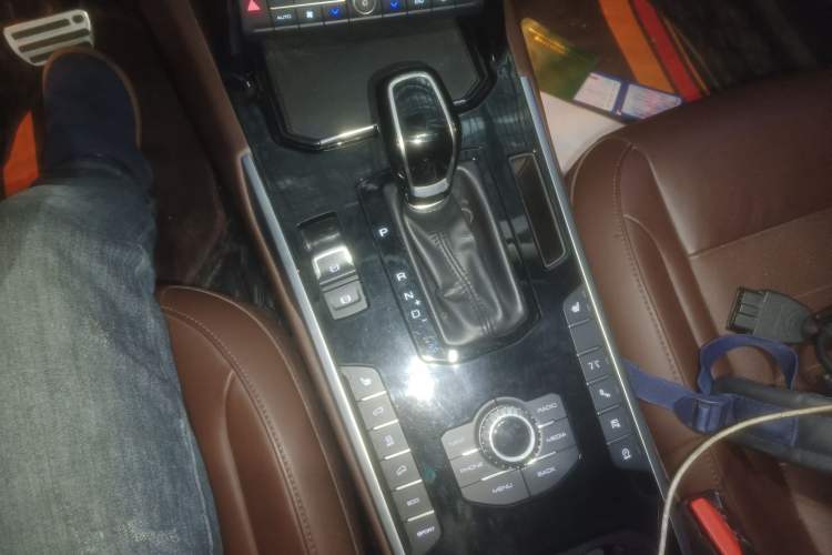 Used Wey VV7 2017 2.0T Flagship Edition
