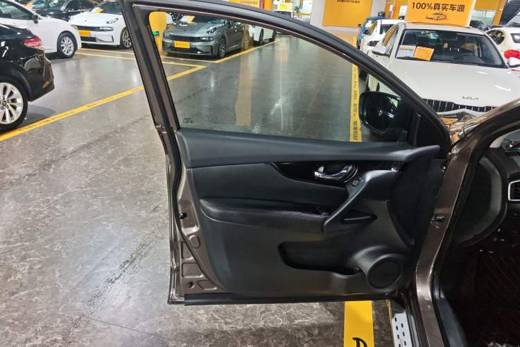 Used Nissan Qashqai 2019 2.0L CVT Smart Enjoyment Version
