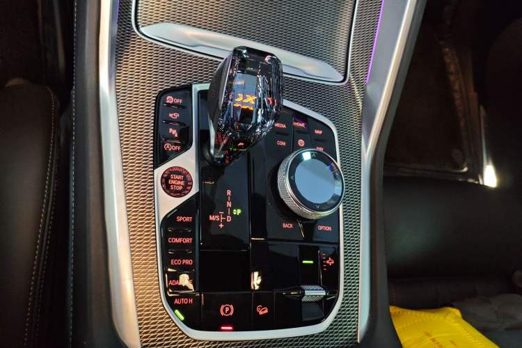 Used BMW X6 2020 xDrive40i Luxury Model with M Sport Package