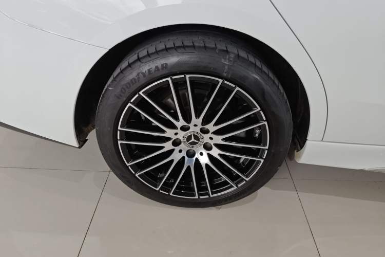 Used Mercedes-Benz C-Class 2023 Restyled C 260 L Sport Edition
