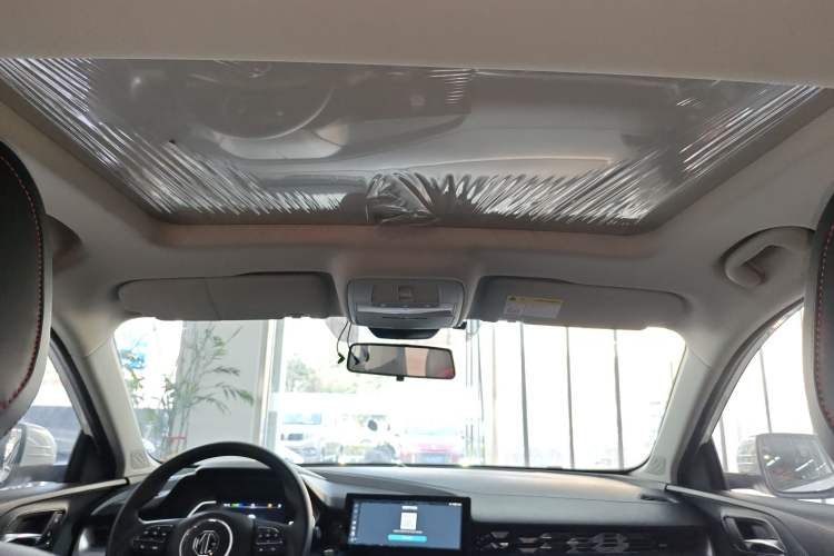 Used MG 5 2021 180 DVVT CVT Youth Luxury Edition
