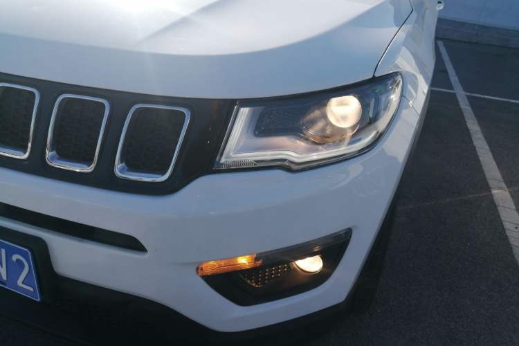 Used  Compass 2017 200T Automatic Family Edition
