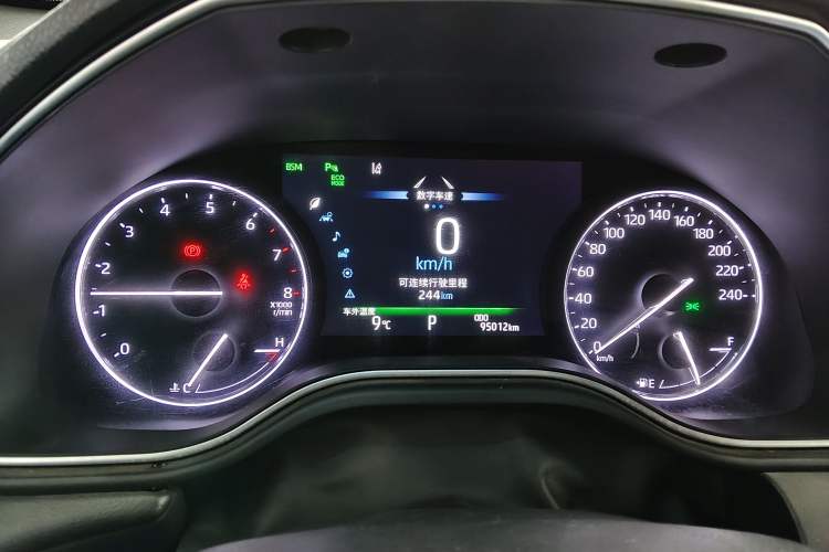 Used Toyota Avalon 2019 2.5L Touring Premium Version China VI Standard
