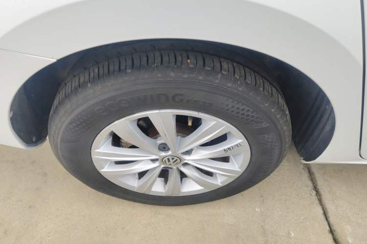 Used Volkswagen Bora 2017 1.6L Automatic Fashion Model