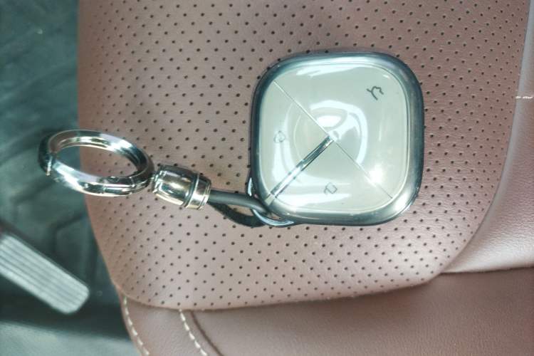 Used Wuling Bingo 2023 333 km Lingxi Connected+ Version
