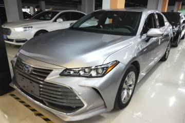 Used Toyota Avalon 2019 Dual-Engine 2.5L Luxury Edition China VI Standard
